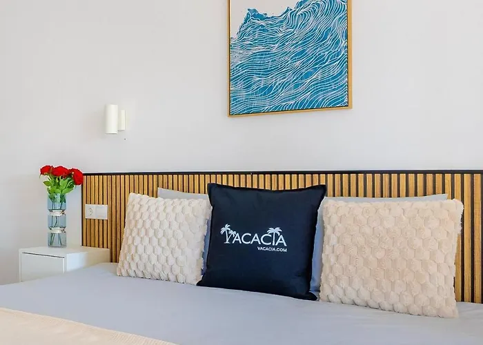 Apartment Puerto Rico Oasis Poolside & Beautiful Sea Views *